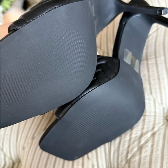 Black Quilted Slide Sandals with Gold Chain mules - Picture 7 of 9